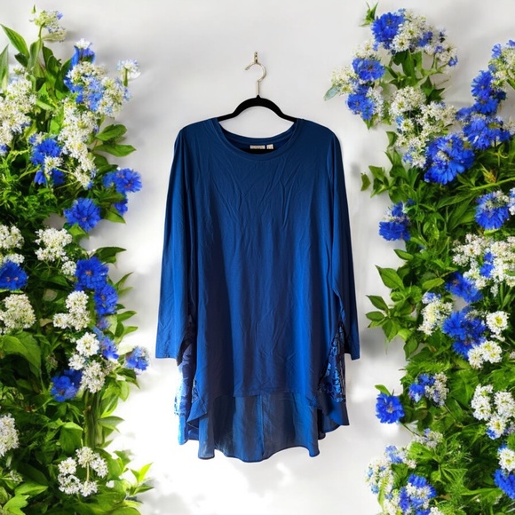 LOGO Lori Goldstein Royal Blue Top with Raised Velvety Floral Overlay at Back - Picture 15 of 15